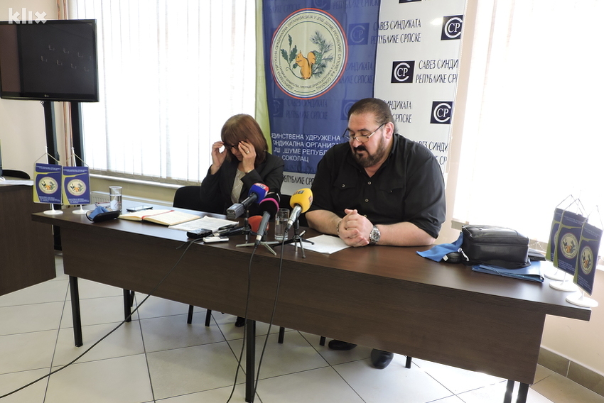 U Trebinju je 04.11.2017. godine održana druga sjednica Predsjedništva ( Sindikalnog odbora ) Jedinstvene udružene sindikalne organizacije JPŠ “ Šume RS “ a.d. Sokolac.
