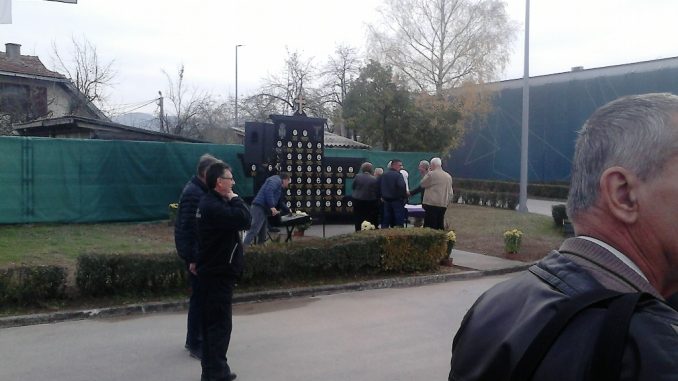 У Братунцу откривен споменик погинулим радницима Техничког ремонта и Каолина