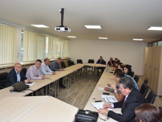 Састанак синдиката и менаџмента у "Aлумини " - преговорима до бољег материјалног положаја запослених
