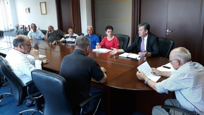Одржан састанак синдикалног одбора и руководства фабрике УНИС - Фабрика цијеви а.д. Дервента