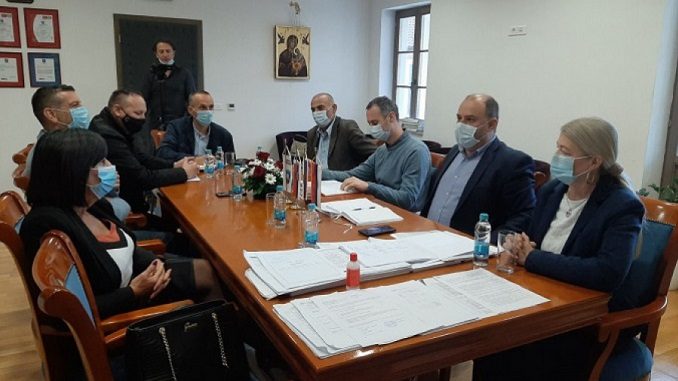 U Višegradu održan sastanak predstavnika Saveza sindikata Republike Srpske sa načelnikom opštine Višegrad i sindikalnom organizacijom