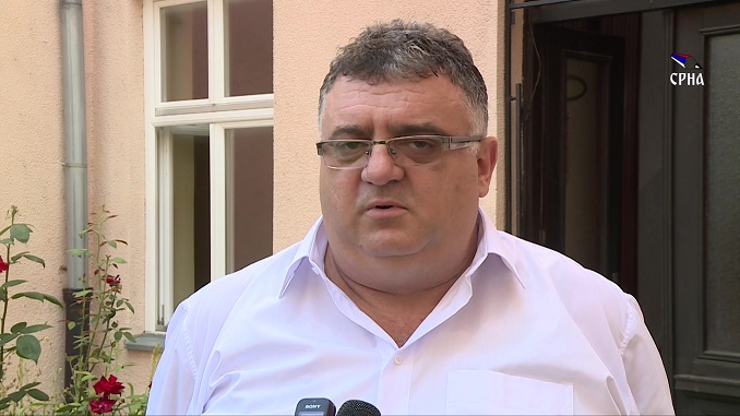 Dragan Gnjatić pozvao prosvjetne radnike da se vakcinišu