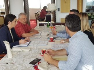 Почели преговори на тему гранског колективног уговора са Удружењем послодаваца угоститељства и туризма РС