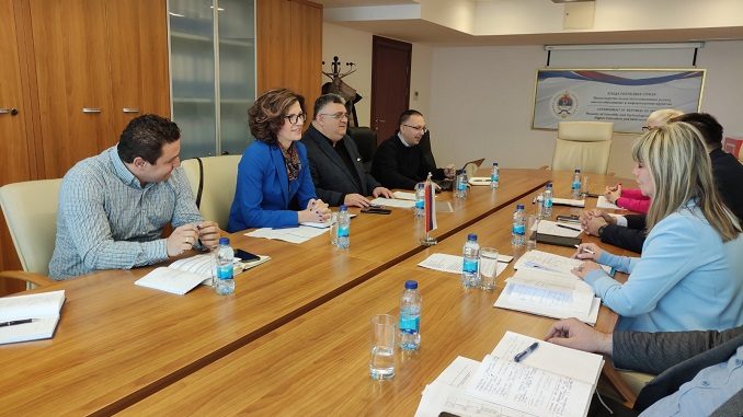 Представници Синдиката ОНК са министром Жељком Будимиром о почетку преговора на тему уједначавања платних коефицијената