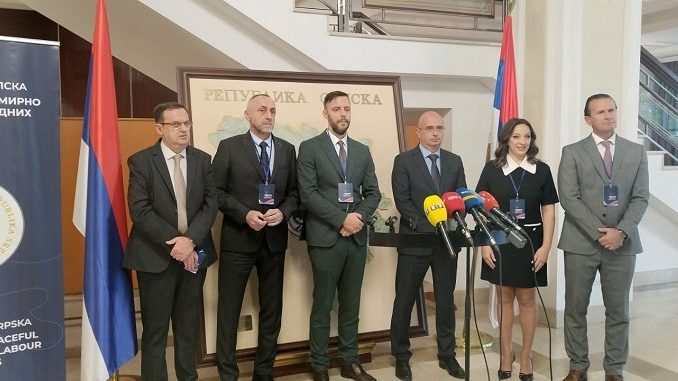 Ружичић: Савез синдиката у потпуности подржава рад Агенције за мирно рјешавање радних спорова Ружичић: Савез синдиката у потпуности подржава рад Агенције за мирно рјешавање радних спорова