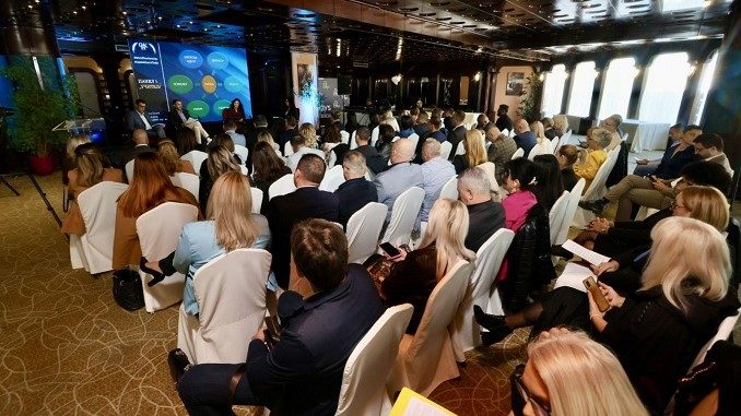 Panel konferencija "Uspješan obrazovni sistem - uspješna Srpska" Panel konferencija "Uspješan obrazovni sistem - uspješna Srpska"