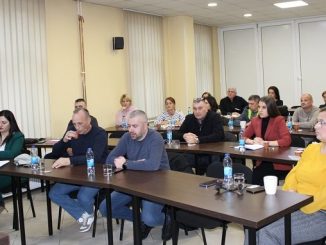 Здравствени радници огорчени – не одустају од захтјева за повећање цијене рада на 200 КМ