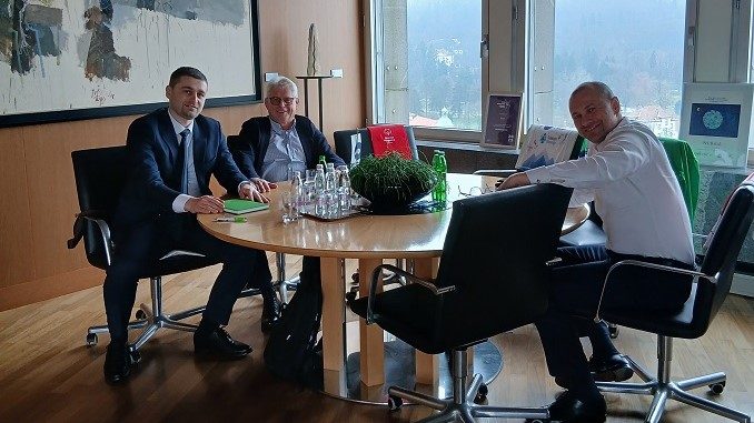 Синдикати НЛБ Групе јачају сарадњу и заштиту права запослених