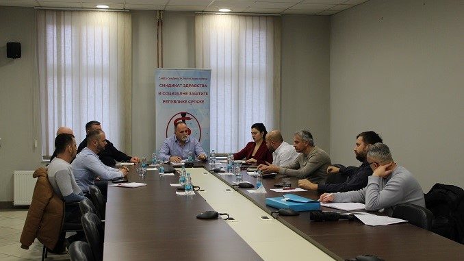 Zdravstveni radnici traže povećanje plata u iznosu od 20%