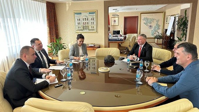 Представници Синдиката радника унутрашњих послова разговарали са министром Будимиром