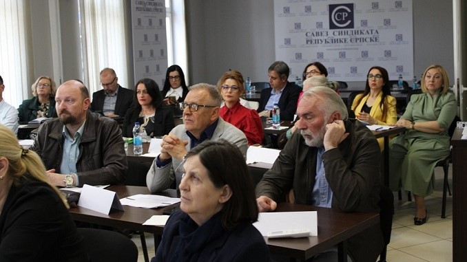 Просвјетни радници поручили: Нико не смије бити вишак, нити трпјети притиске