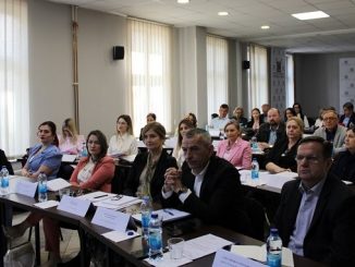 Радионица "Технолошки вишак и узнемиравање на раду у школама"