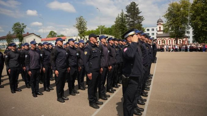 Јачање синдикалног јединства: Нови чланови у редовима Синдиката радника унутрашњих послова РС