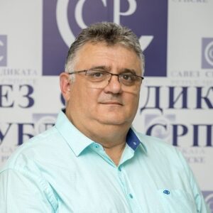 Драган Гњатић