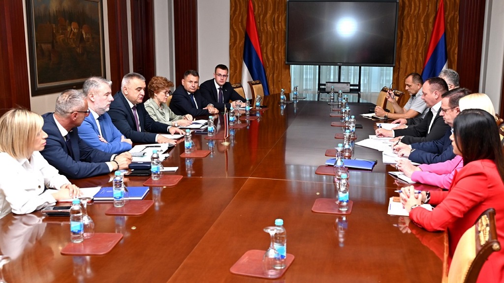 Штитимо права радника у институцијама Републике Српске