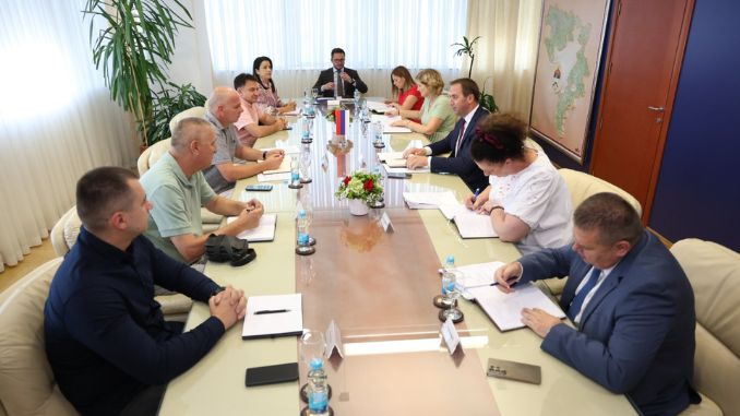 Петровић и Селак: Наставити са унапређењем положаја запослених у правосудним институцијама