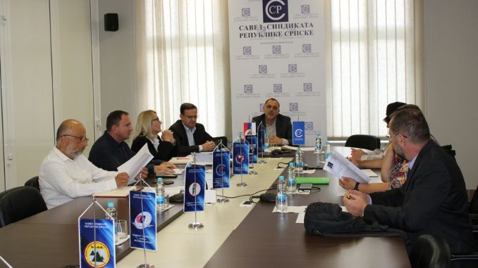 Радници у привреди на маргинама: Достојанствена плата и даље недостижна